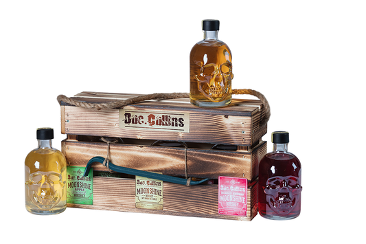 Box 5 - Apple Flavored Whiskey , Honey Vanilla whiskey  en Deadly Cherry Moonshine Whiskey